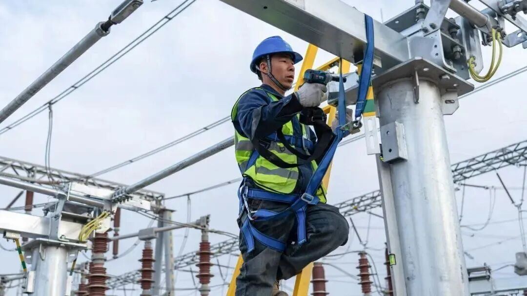 为1500万吨煤化工项目“充电”：哈密伊吾淖毛湖220千伏工程迎来关键节点
